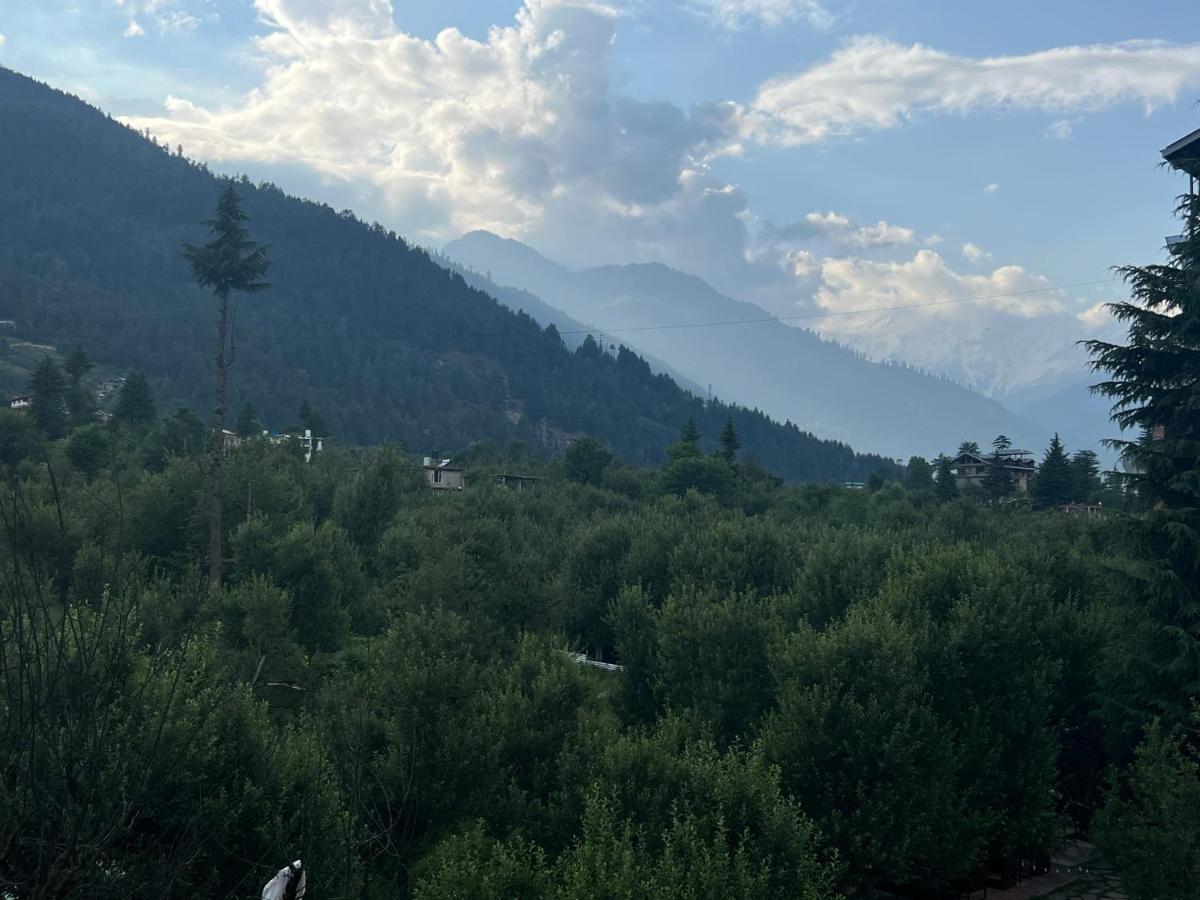 Hotel Mountain Majesty! Top-Rated Luxury Stay Amid Snowcapped Mountains With Balcony And Riverside Calm Manāli Dış mekan fotoğraf