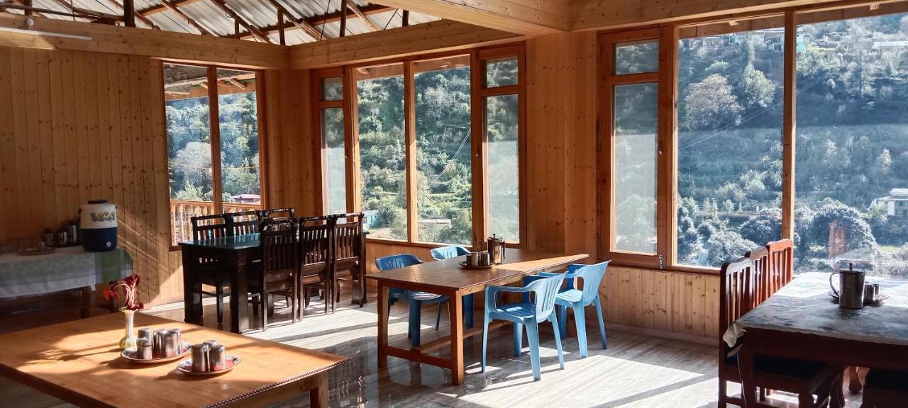 Hotel Mountain Majesty! Top-Rated Luxury Stay Amid Snowcapped Mountains With Balcony And Riverside Calm Manāli Dış mekan fotoğraf